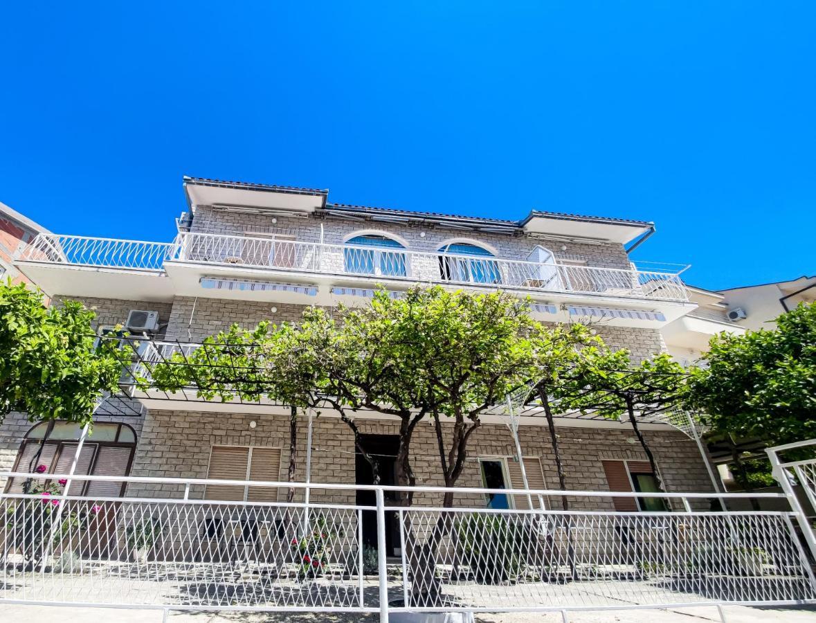 B&B Villa Ivona Baska Voda Bagian luar foto